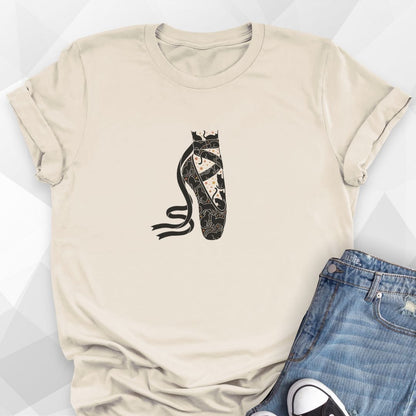 Black Cat Pointe Shoe T-Shirt
